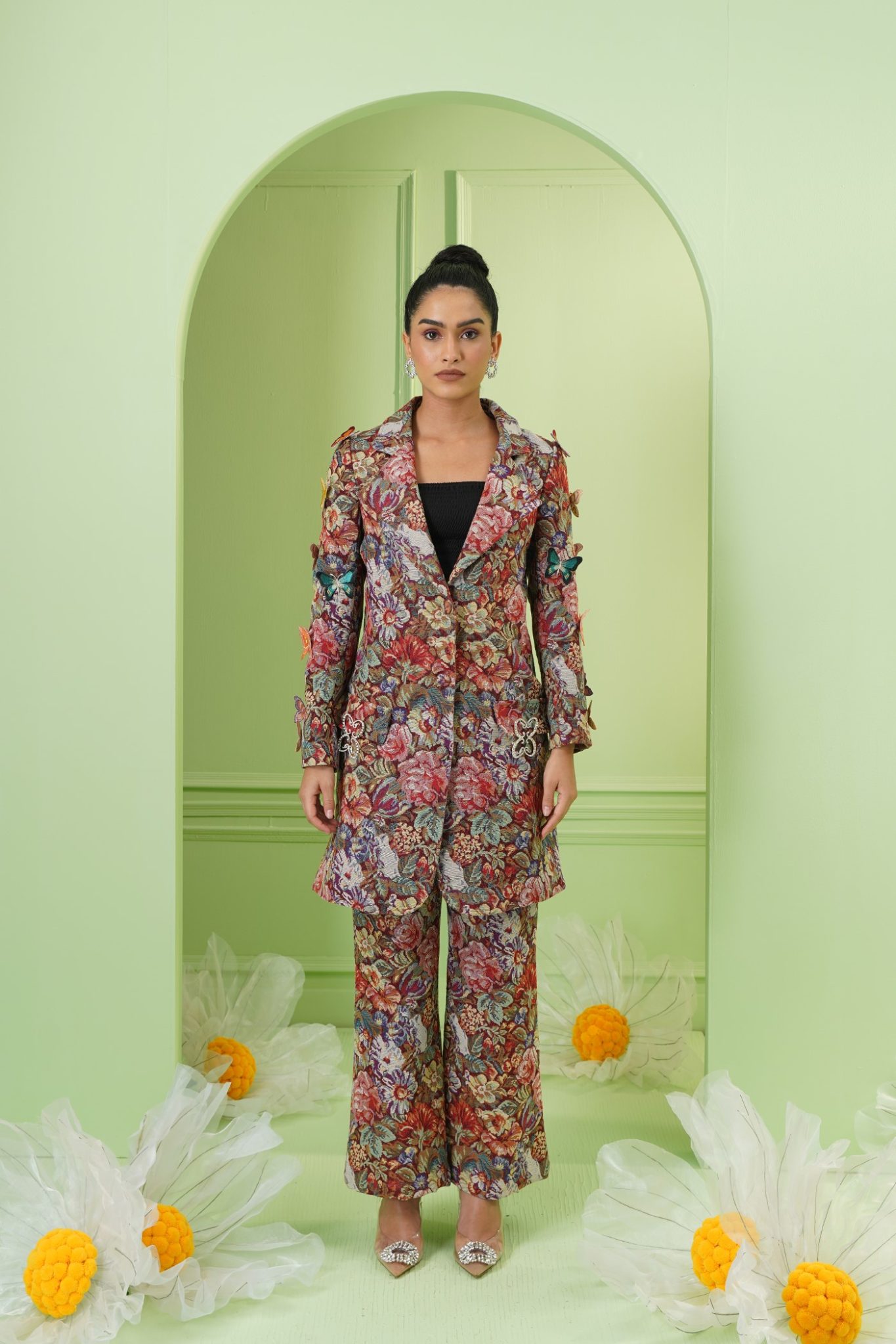 mirangi-overcoat-roses-love-choje